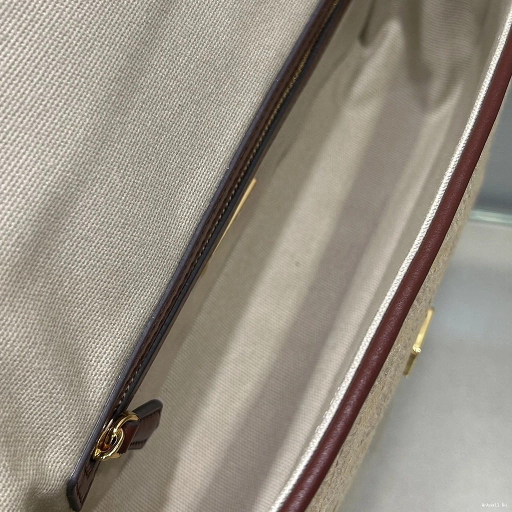 Bags EyeCatching Satchel 69728 Fendi 0712